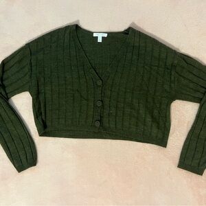 EUC Nordstrom green cropped sweater cardigan size M